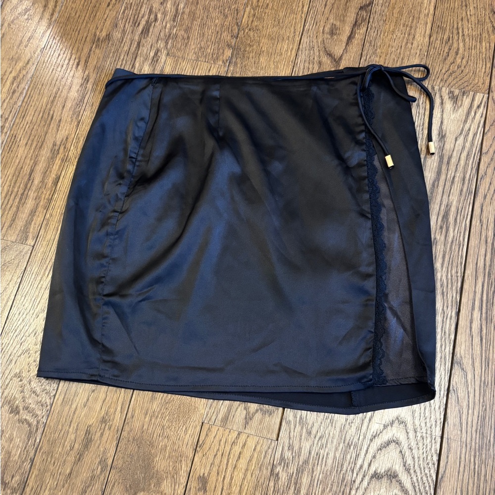 Hello Molly Parisian chic skirt